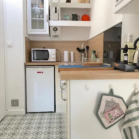 Guestready - Minimalist Studio Near Grande Horloge Appartement *